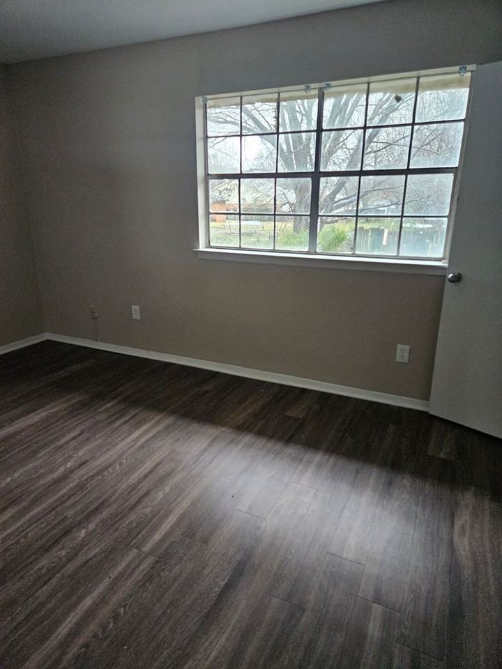 5664 Myers Rd - Photo 5 of 12