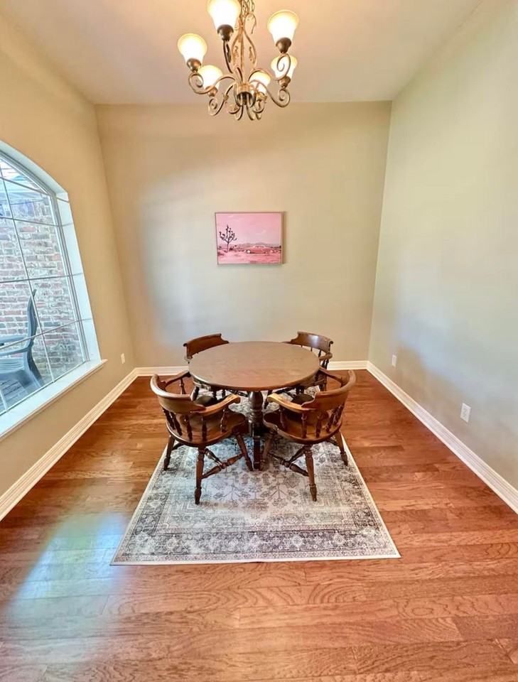 328 Fletcher Dr - Photo 4 of 20