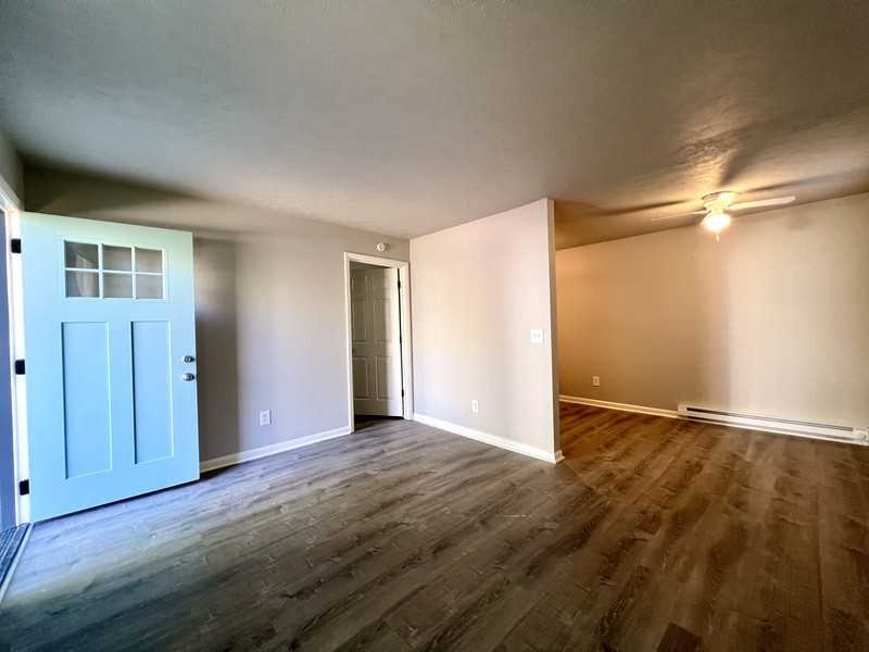1030 E Trinity Ln #A - Photo 5 of 24