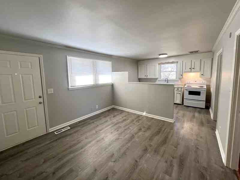 1635B Evelyn Ave #B - Photo 2 of 25