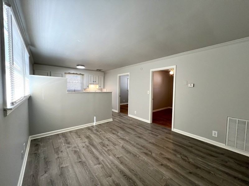 1635B Evelyn Ave #B - Photo 4 of 25