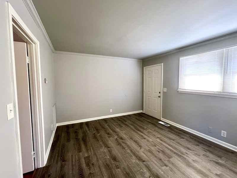 1635B Evelyn Ave #B - Photo 5 of 25