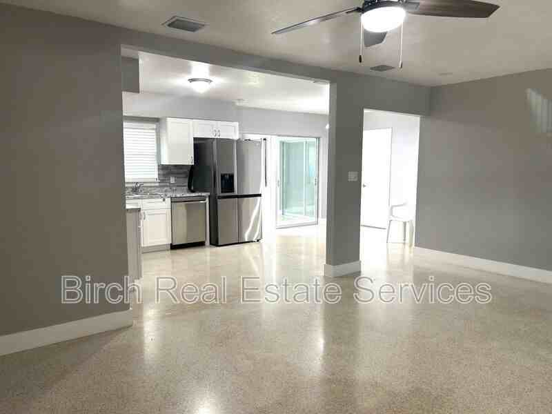 1830 Lady Mary Dr - Photo 4 of 19