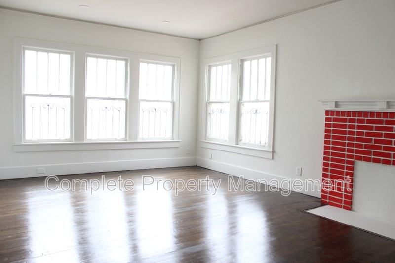 1412 Alabama Ave Sw - Photo 4 of 16