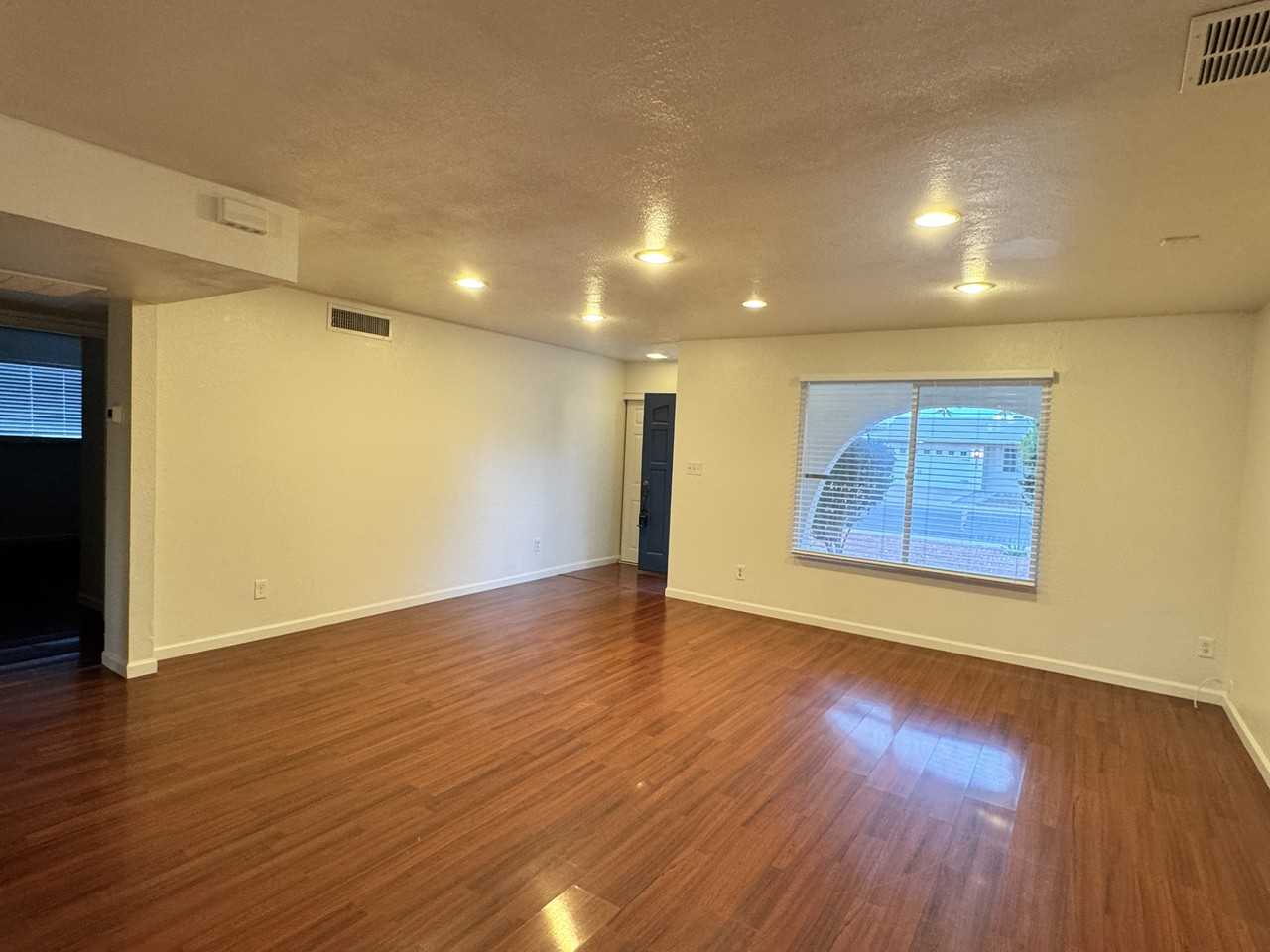 4819 S Kachina Dr - Photo 2 of 13