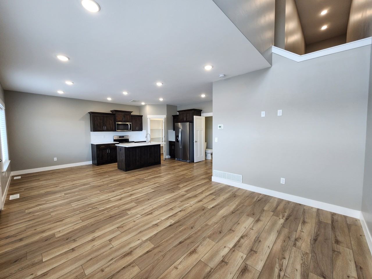 3825 Judy St - Photo 5 of 15