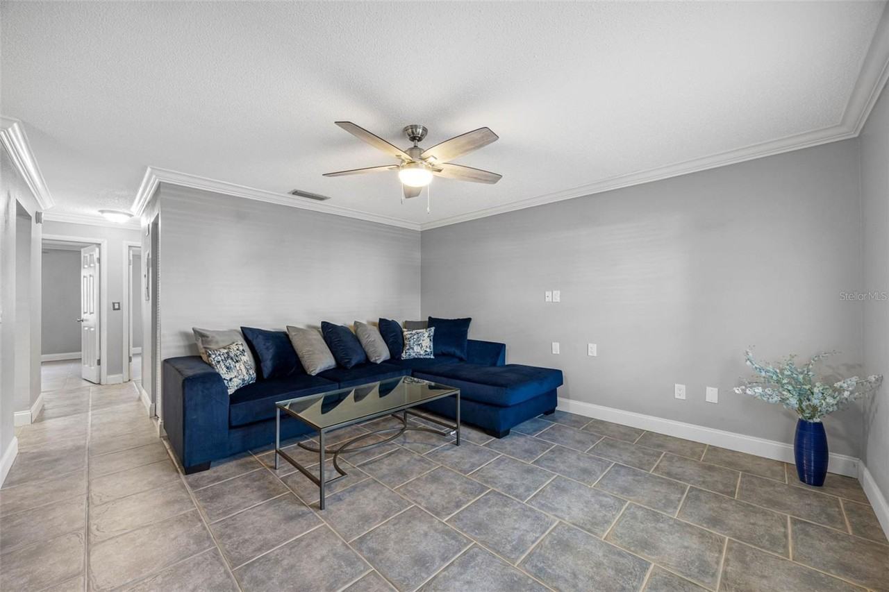306 S Habana Ave #3 - Photo 2 of 12