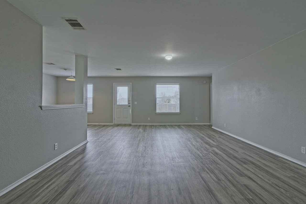 232 Brickyard Ln - Photo 6 of 39