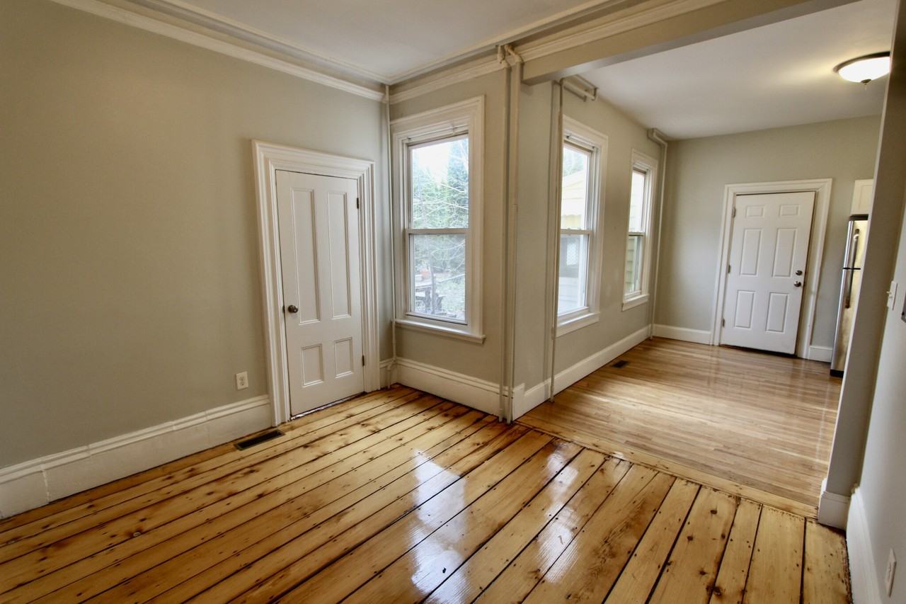 129 Saratoga St #1 - Photo 2 of 10