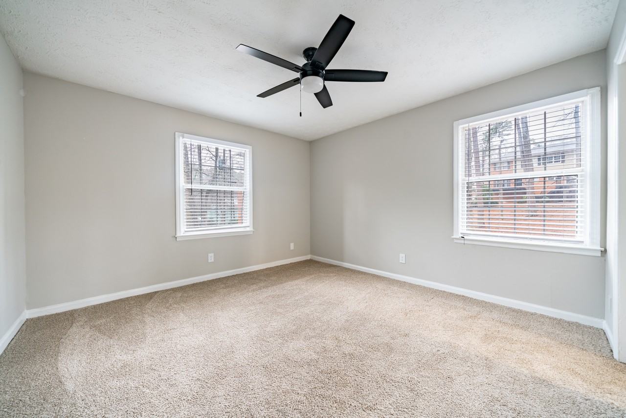 Mountain Place - Photo 7 of 52