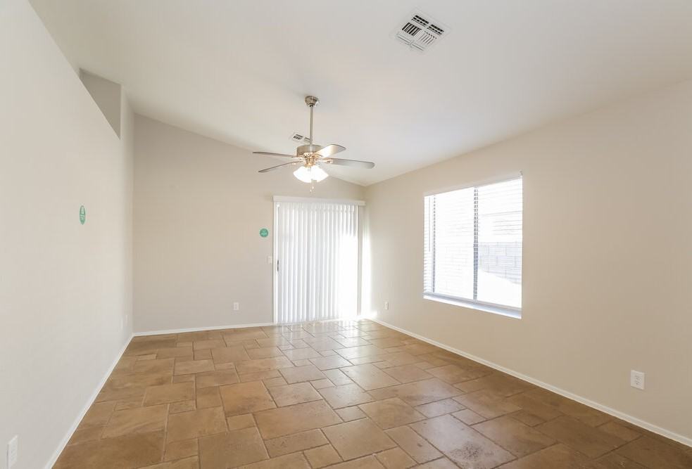 13668 N 73rd Dr - Photo 7 of 16