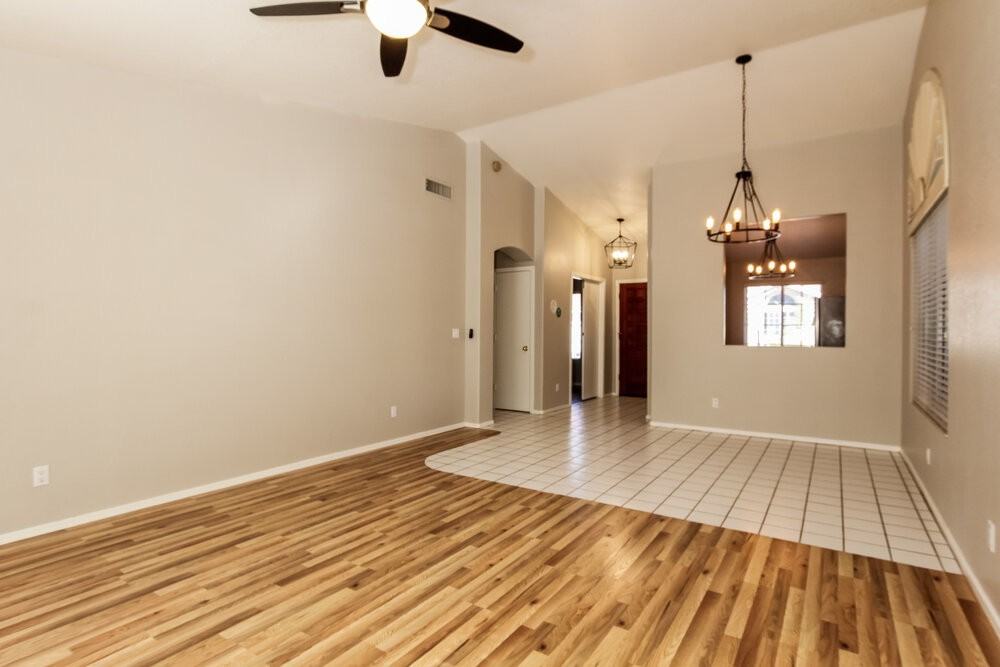 7034 N 28th Dr - Photo 5 of 16