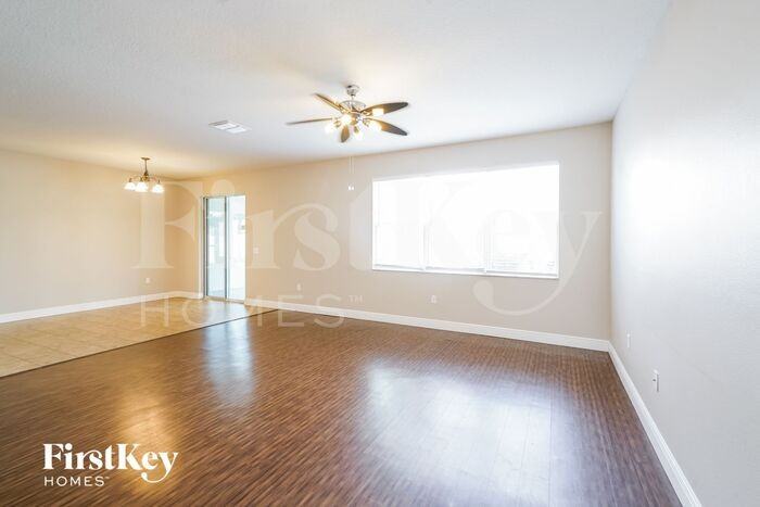 18915 Randall Pl - Photo 2 of 15