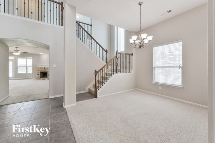 609 Bareback Ln - Photo 2 of 15