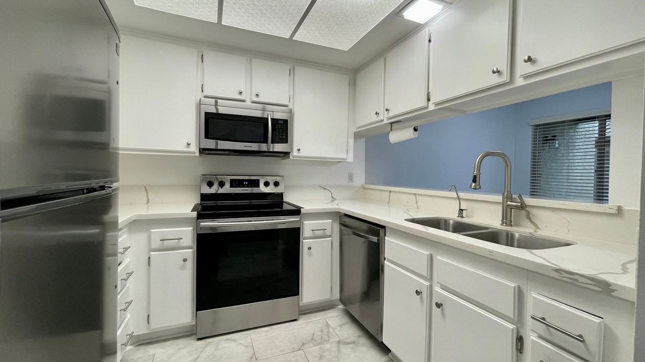425 E Rice Ranch Rd - Photo 5 of 20