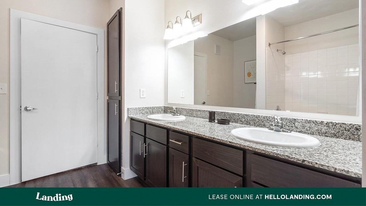 14006 Potranco Rd - Photo 6 of 50