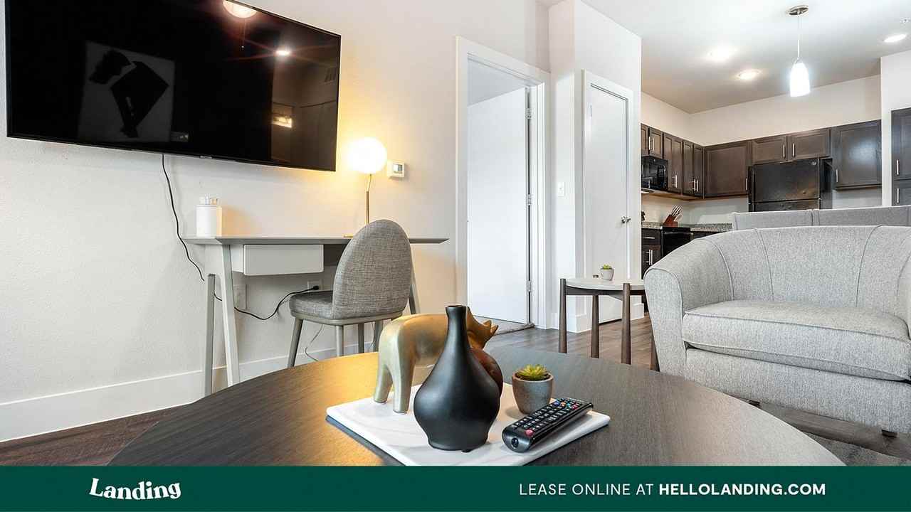 14006 Potranco Rd - Photo 7 of 50