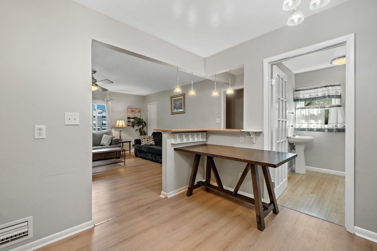 4528 Lauderdale Ave #2 - Photo 4 of 50