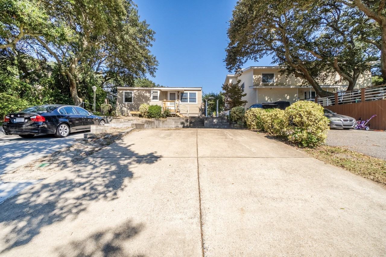 4528 Lauderdale Ave #2 - Photo 3 of 50