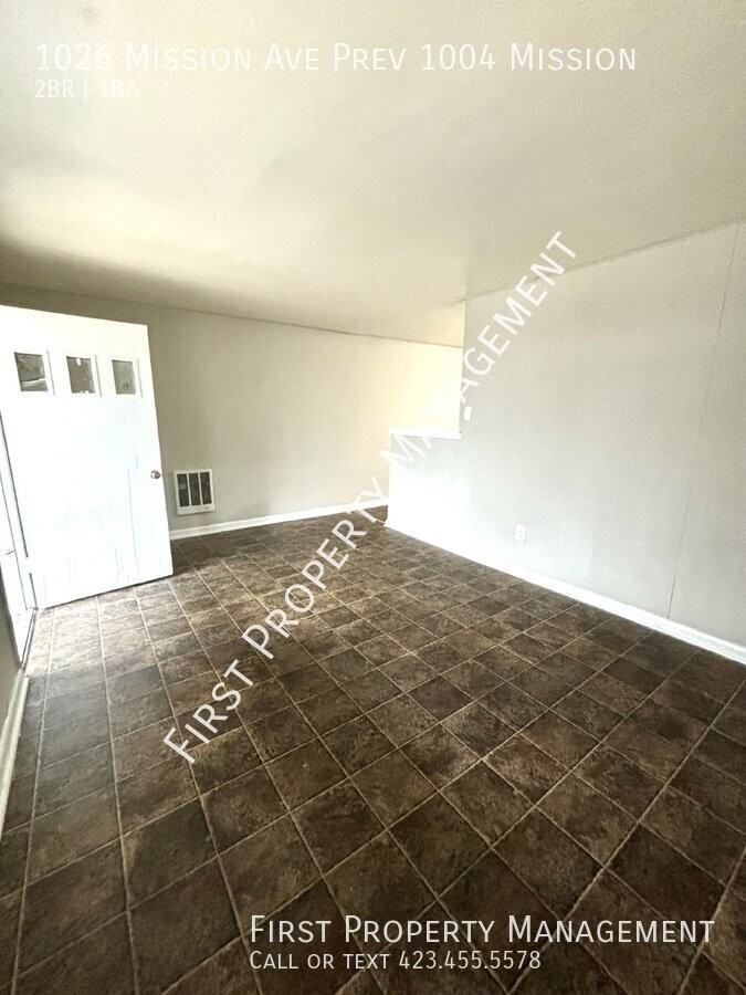 MISSION AVE PREV 1004 & - Photo 2 of 26