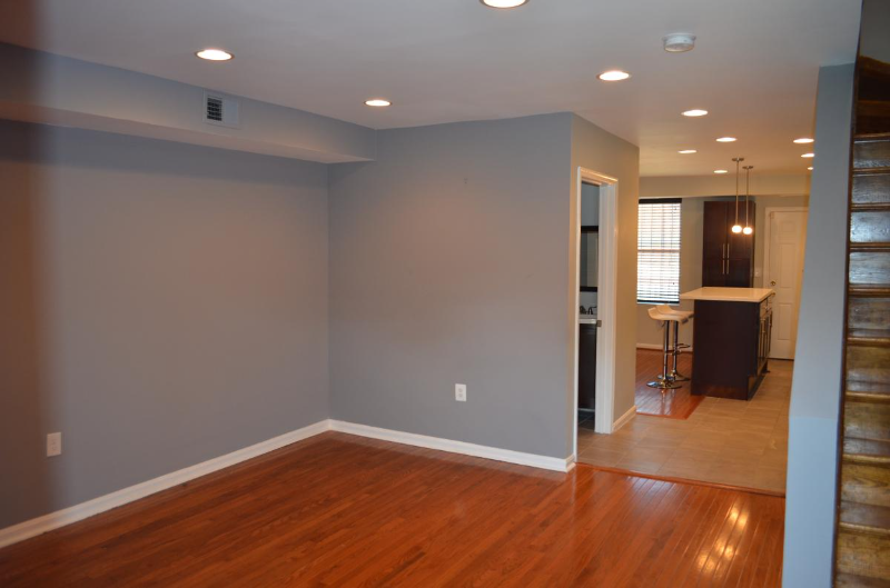 1803 H St Ne - Photo 3 of 7