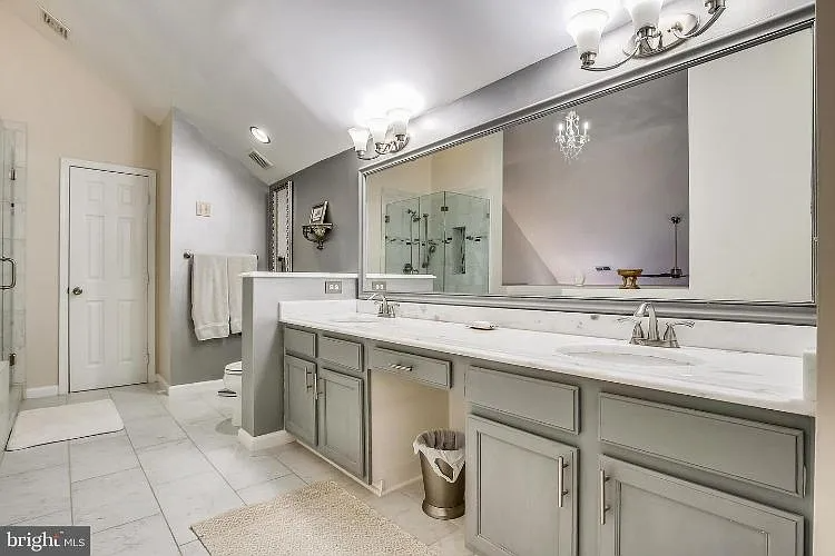 2932 Mainstone Dr - Photo 2 of 12