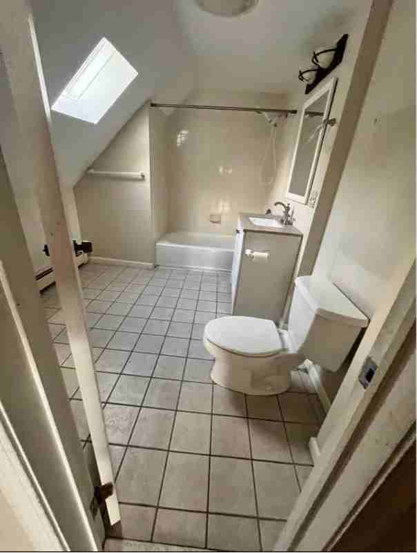 10 Cedar St #2 - Photo 3 of 20