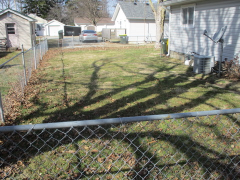 715 Central Ave - Photo 3 of 18