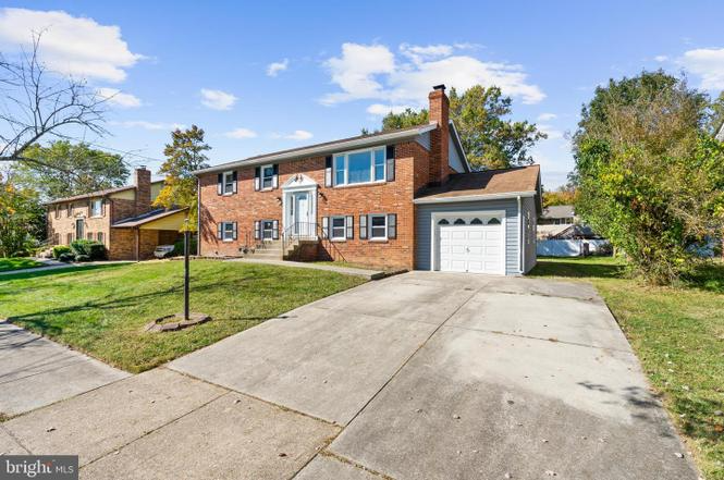 7809 Gambier Dr - Photo 2 of 20