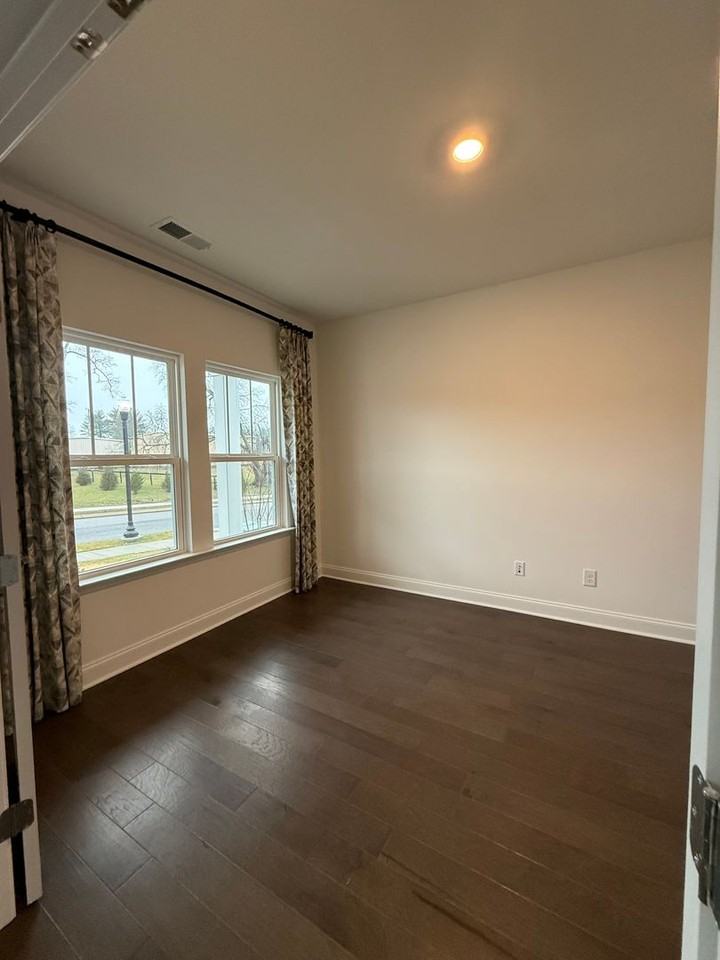 129 Finnley Rd - Photo 2 of 22