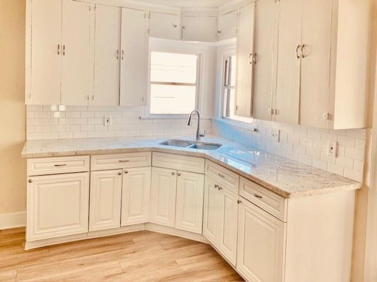 1214 Des Jardines St - Photo 2 of 23