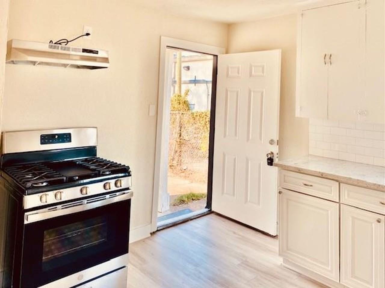 1214 Des Jardines St - Photo 3 of 23