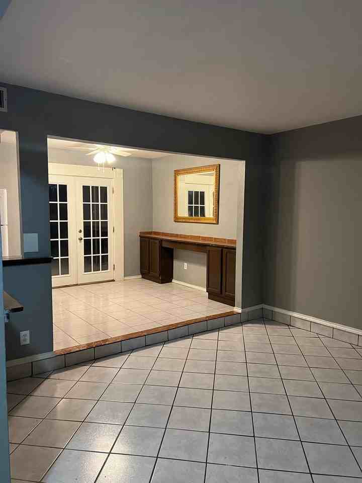 2616 Gull Ave - Photo 3 of 9