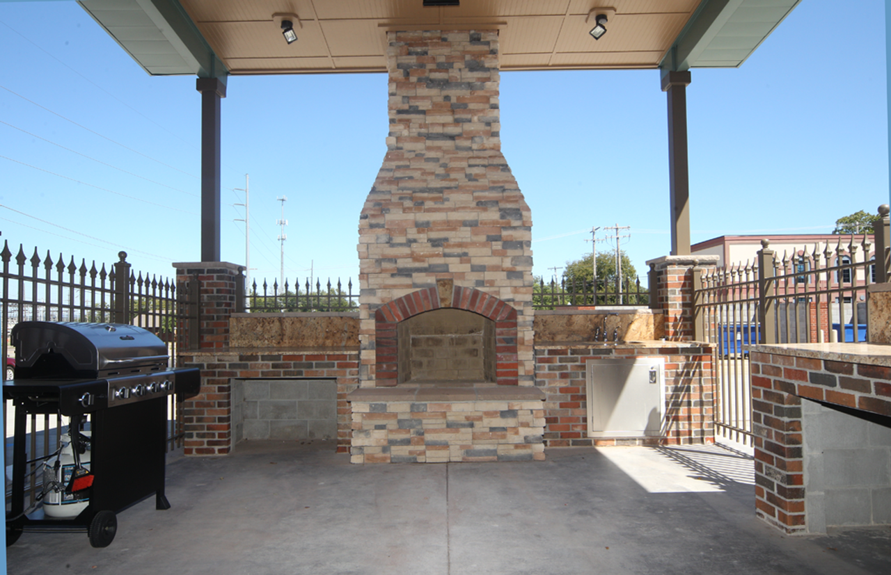 The Breezeway Apartments - Photo 3 of 3
