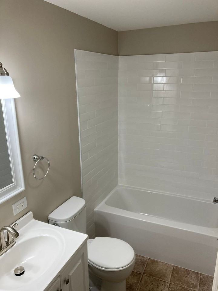 925 Kinne St - Photo 2 of 19