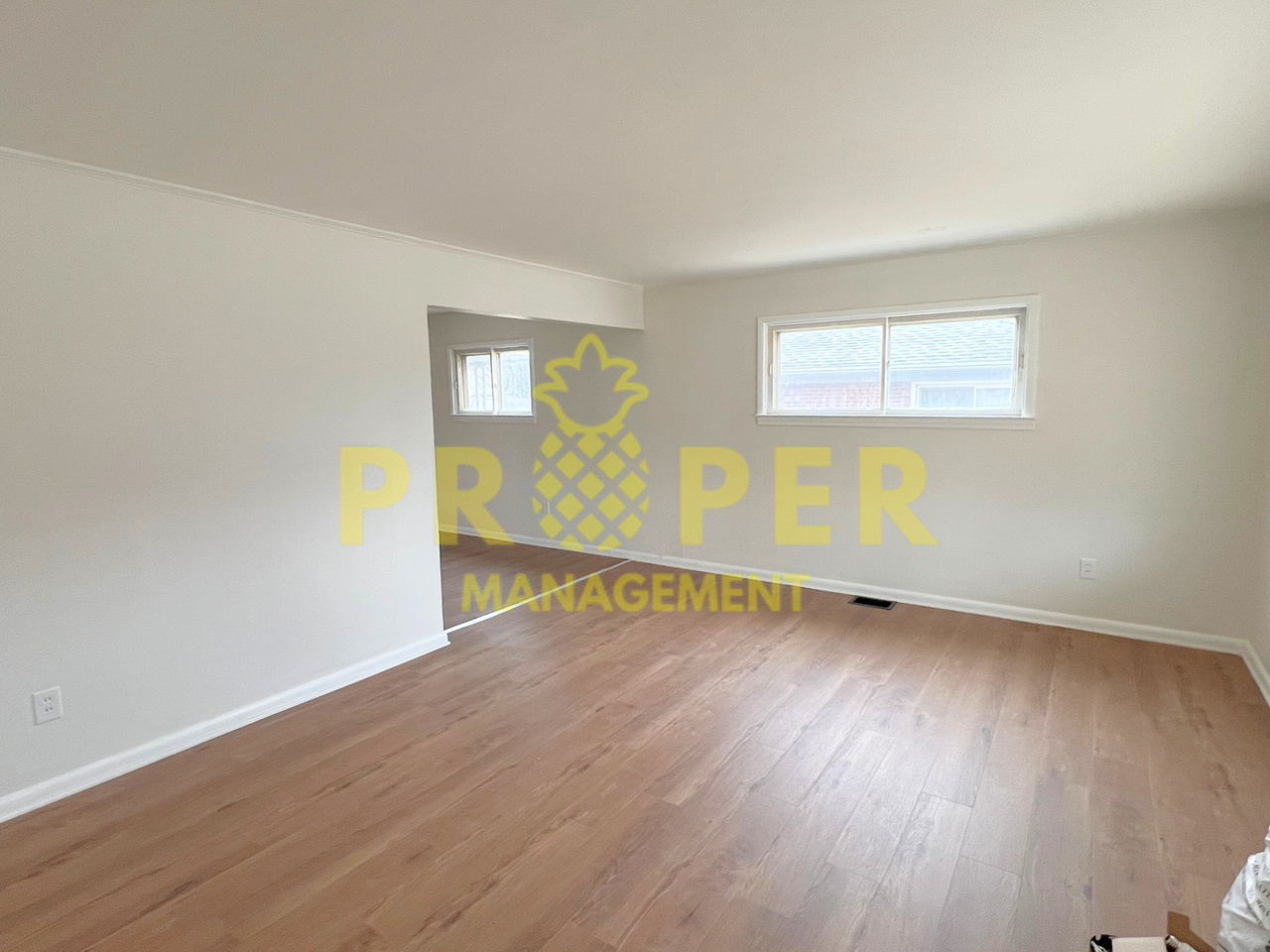 2418 England Ave - Photo 2 of 13