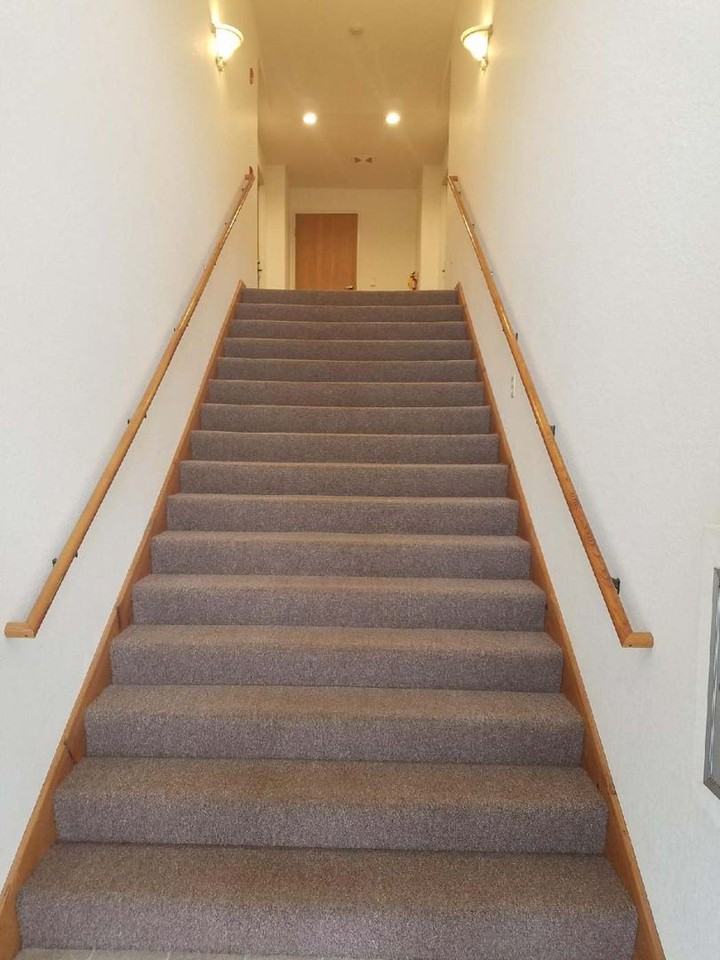 395 Main St - Photo 2 of 12