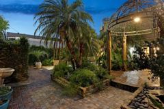 1860 Burgundy St #NA - Photo 1 of 1