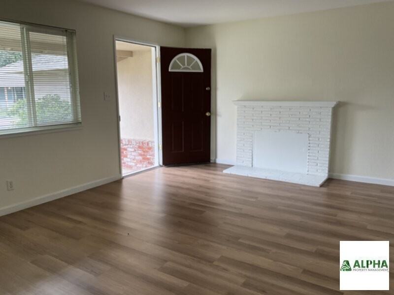 800 Bell Air Dr - Photo 3 of 11