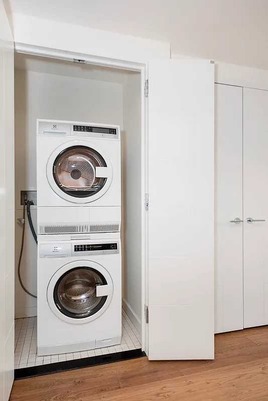 9th Ave & W 36th St. #6B - Photo 4 of 5