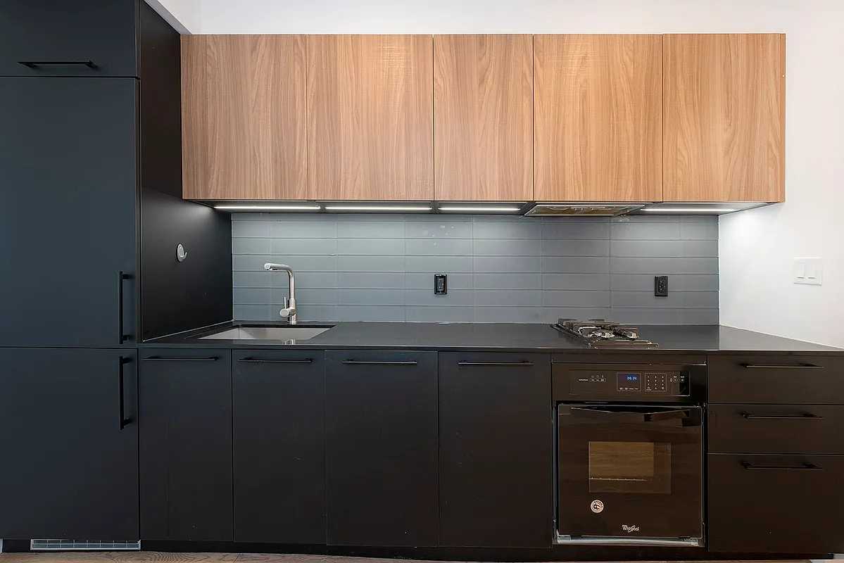 9th Ave & W 36th St. #6B - Photo 5 of 5