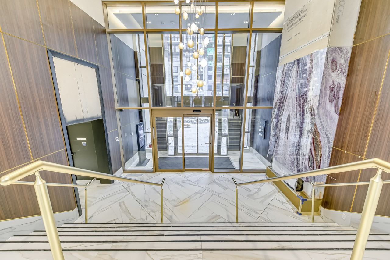 2333 Apartment Building #1 - Photo 6 of 31