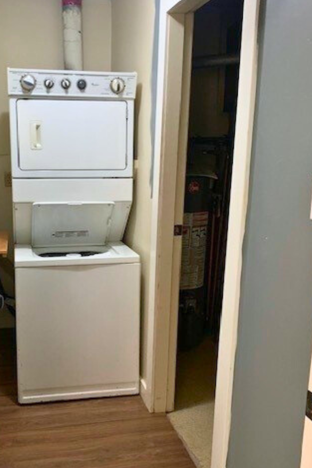 10420 100 Ave #301 - Photo 6 of 8