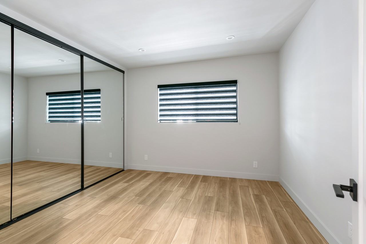 1917 Montrose Street #8 - Photo 7 of 9