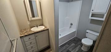 featured image of 58 Tulip #58