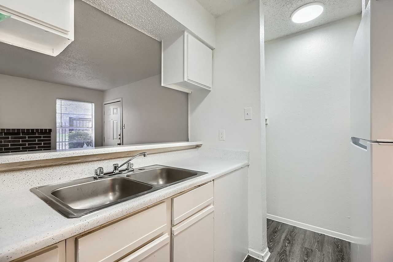 The Anderson - Photo 7 of 50