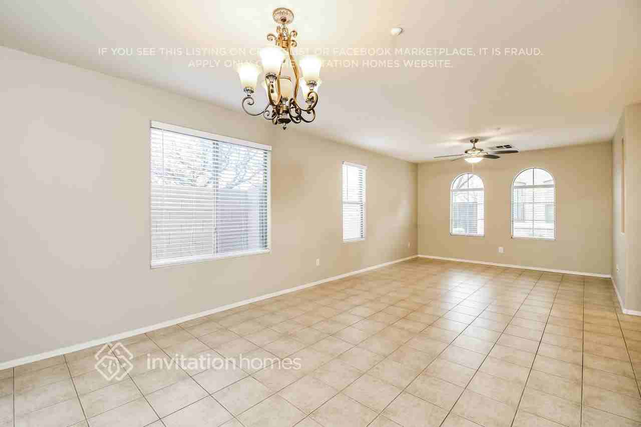 2940 E Megan St - Photo 5 of 18