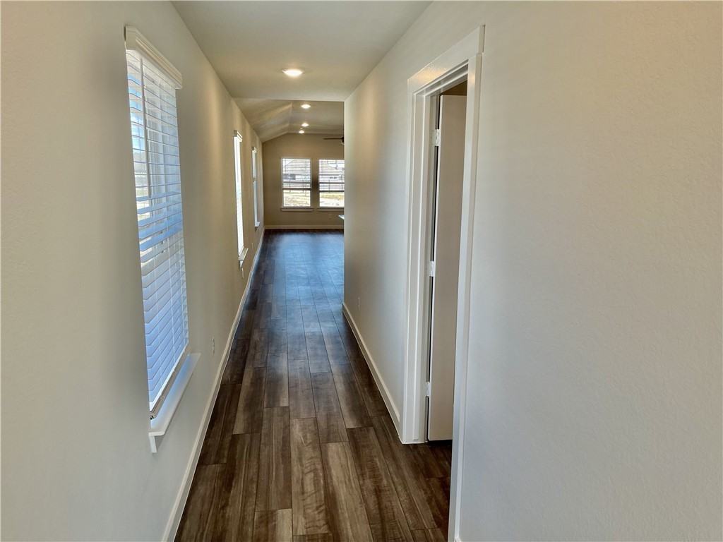 1212 Amistad Loop - Photo 3 of 27