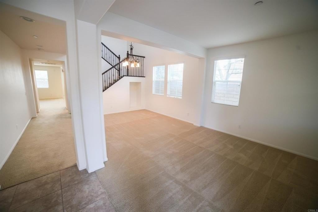 1565 Stow Grove Ave - Photo 4 of 34