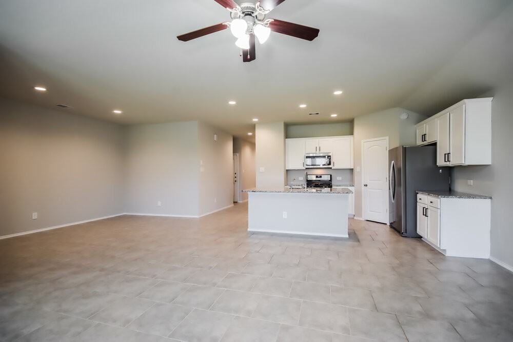 20117 Lecrete Mill Dr - Photo 3 of 16